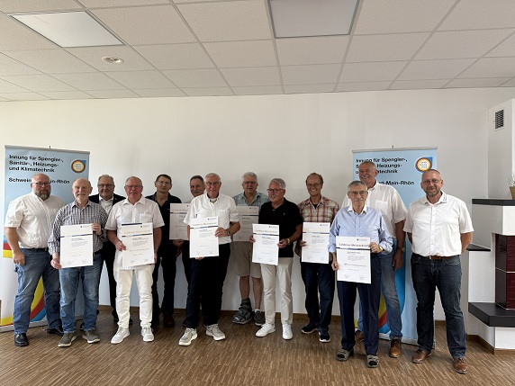SHK-Innung überreicht Goldene Meisterbriefe beim Treffen der ehemaligen Ehrenamtsträger