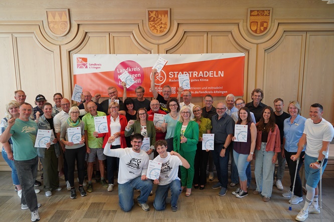 Beim Stadtradelm 2026 mehr als achtmal um die Welt geradelt: Landkreis Kitzingen zeichnet engagierte Teams und Einzelradler aus