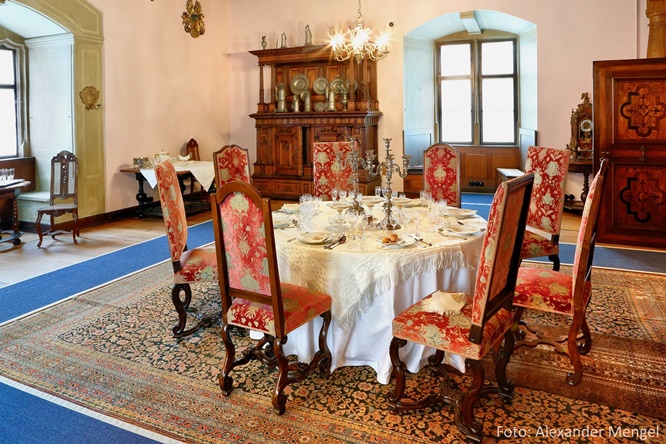 Zu Gast bei den von Luxburgs: Die nächste öffentliche Führung der Museen Schloss Aschach