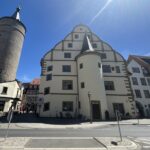 Arbeiten am Kitzinger Rathaus betreffen den Blitzschutz und sorgen für eine Sperrung