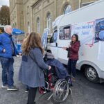 „Ich bleibe, bis es für alle passt“: Campersprechtag mit Barbara Becker wieder am Bahnhof Kitzingen