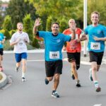 Beim ersten Firmenlauf in Kitzingen sind auch Joggen oder Walken erlaubt