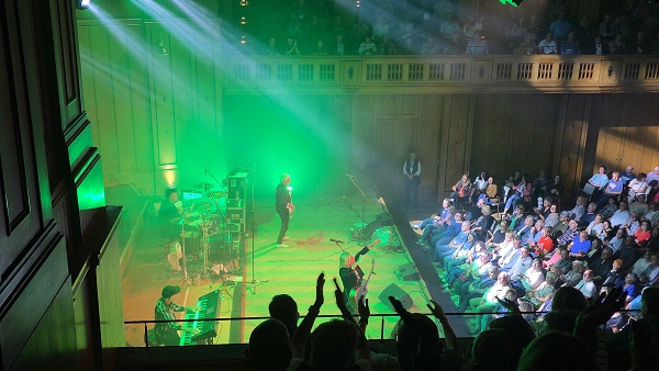 Schubidu, und ich tanz´ dazu: So war das Konzert der Münchner Freiheit im Bad Kissinger Max Littmann-Saal