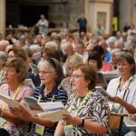 Singend unterwegs zur Ewigen Stadt: Nach zwei herausfordernden Reisetagen sind die Kirchenchöre in Rom angekommen