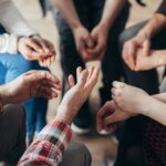 Gemeinsam stark in der Gruppe: Infos der AOK zum Tag der Selbsthilfe