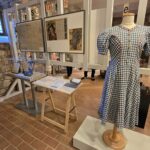 Rhöner Alltag und textile Handarbeit: Öffentliche Führung durch das Volkskundemuseum im Schloss Aschach
