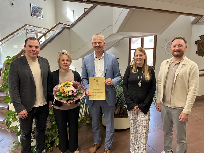 40 Jahre im öffentlichen Dienst: Bettina Ruppert feiert Dienstjubiläum in der Stadtverwaltung von Lohr am Main
