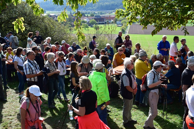 Wanderglück pur bei der Landkreiswanderung auf der TraumRunde Prichsenstadt