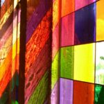Wer weiß denn, ein Originalausschnitt des berühmten Kölner Dom-Fensters von Gerhard Richter in Waldsassen zu bewundern ist?