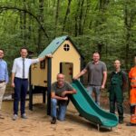 Neues Gerät: Der beliebte Waldspielplatz Hundelshausen bietet ab sofort noch mehr Spielfreude