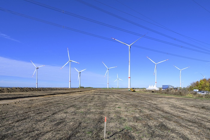 Elevion Group errichtet über ihren PV- und BESS-Spezialisten BELECTRIC Batterie-Großspeicherprojekt mit 200 MW / 840 MWh in Deutschland