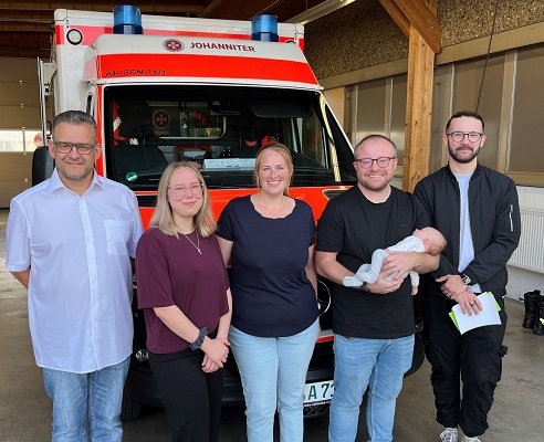 Johanniter-Team begleitet Geburt: Wenn der Rettungswagen zum Kreißsaal wird
