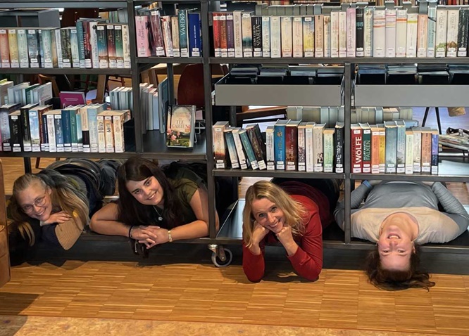 Bibliothek der lebendigen Bücher: „Anders? – Genau richtig!“ – Geschichten, die den Blick erweitern
