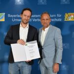Amthor erhält Silberauszeichnung beim Umwelt- und Klimapakt Bayern: Schweinfurter Gebäudereinigungsunternehmen für langjähriges Engagement im Umwelt- und Klimaschutz geehrt